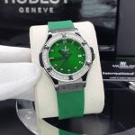ساعت نگین دار زنانه هابلوت سبز Hublot