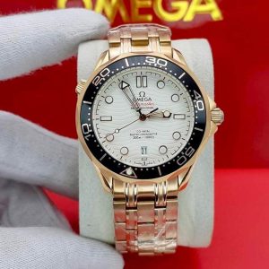 ساعت امگا مردانه مدل سی مستر گلد Omega