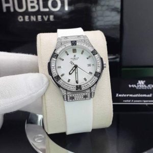 ساعت نگین دار زنانه هابلوت سفید Hublot